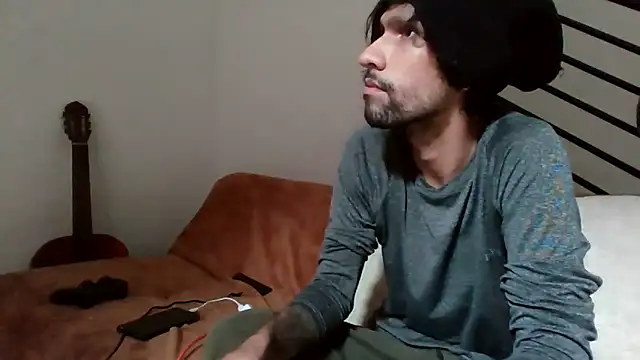 Alejandro92 cali online show from June 22, 2026, 8:06 pm