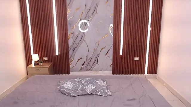 shena nomy1 online show from February 3, 2026, 2:53 am