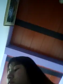 Zulema R1 online show from June 22, 2026, 11:13 pm