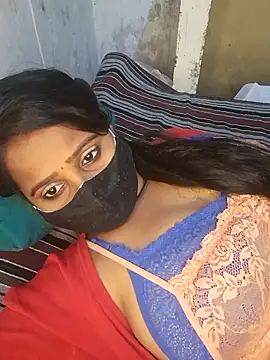 Minu love online show from March 3, 2026, 5:52 pm