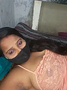 Minu love online show from March 13, 2026, 6:25 pm