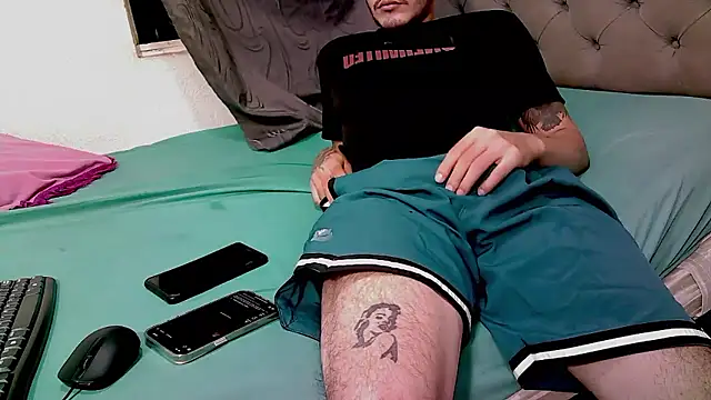 g0lden boss online show from October 11, 2025, 3:06 am