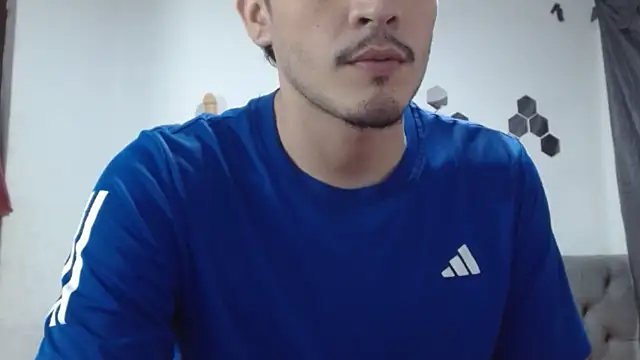 g0lden boss online show from December 18, 2025, 10:38 pm