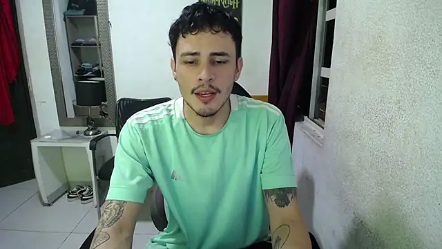 g0lden boss online show from December 21, 2025, 11:34 pm