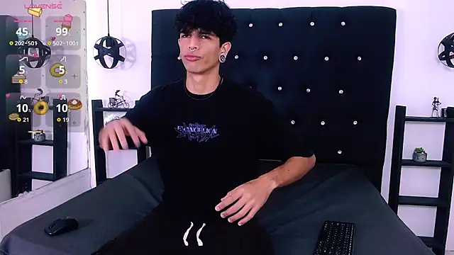 Snapshot of Franvill_Trato chatting on November 7, 2025, 12:16 pm Franvill Trato online show from November 7, 2025, 12:16 pm