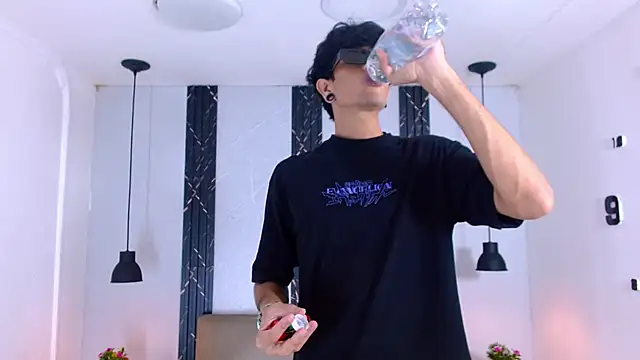 Snapshot of Franvill_Trato chatting on November 26, 2025, 7:26 pm Franvill Trato online show from November 26, 2025, 7:26 pm