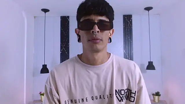 Snapshot of Franvill_Trato chatting on January 31, 2026, 7:34 pm Franvill Trato online show from January 31, 2026, 7:34 pm