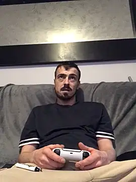 Snapshot of jaycoy22 chatting on February 24, 2026, 9:24 pm jaycoy22 online show from February 24, 2026, 9:24 pm