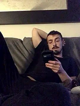 Snapshot of jaycoy22 chatting on February 26, 2026, 10:42 pm jaycoy22 online show from February 26, 2026, 10:42 pm