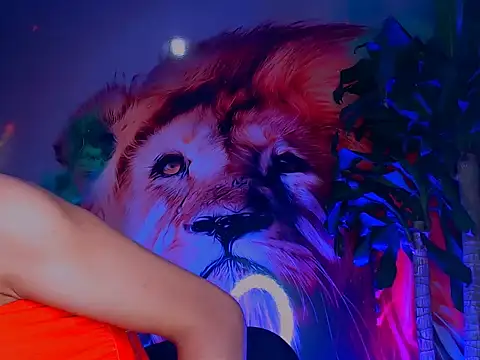 Cristal Gem1 online show from November 8, 2025, 3:07 am