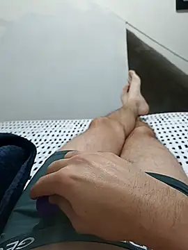 Snapshot of este_juan chatting on September 26, 2025, 2:59 am este juan online show from September 26, 2025, 2:59 am