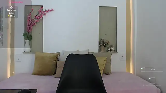 Snapshot of Glory_girl chatting on October 8, 2025, 9:56 pm Glory girl online show from October 8, 2025, 9:56 pm