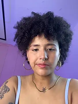 Snapshot of LiaaMoretzz chatting on September 27, 2025, 4:17 am LiaaMoretzz online show from September 27, 2025, 4:17 am