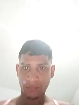 hechizo777 online show from February 4, 2026, 10:54 am