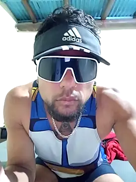 big leon online show from November 5, 2025, 8:53 pm