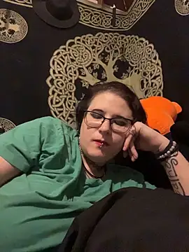 Harleesinn online show from November 10, 2025, 5:28 am