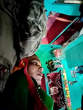 Pooja750 online show from October 8, 2025, 6:00 am