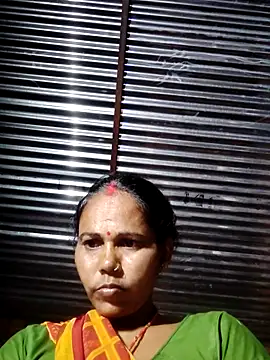 Pooja750 online show from May 3, 2026, 7:53 pm