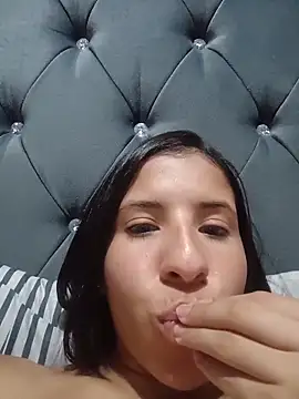 Liagni0 online show from March 11, 2026, 4:07 am