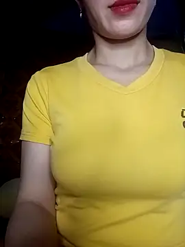 Snapshot of Vyvyy06 chatting on September 10, 2025, 3:01 pm Vyvyy06 online show from September 10, 2025, 3:01 pm