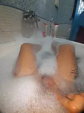 gigilola84 online show from October 25, 2025, 2:56 pm