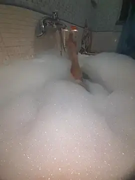 gigilola84 online show from November 5, 2025, 5:35 pm