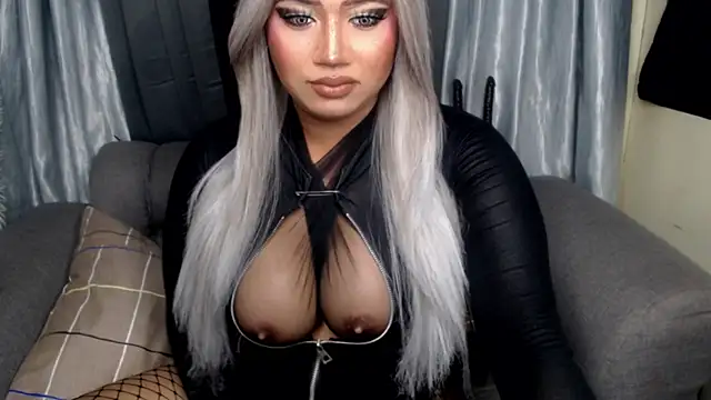 Snapshot of DOMINANT_10inchsCOCK chatting on November 7, 2025, 11:21 am DOMINANT 10inchsCOCK online show from November 7, 2025, 11:21 am