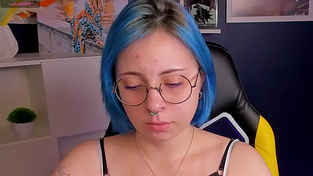 Penny Stanley online show from September 22, 2025, 2:35 am