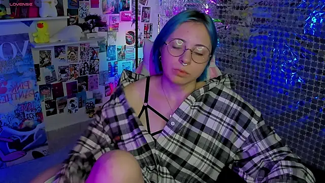 Penny Stanley online show from September 27, 2025, 2:16 am