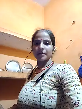 Snapshot of Miss_143 chatting on September 22, 2025, 4:25 am Miss 143 online show from September 22, 2025, 4:25 am