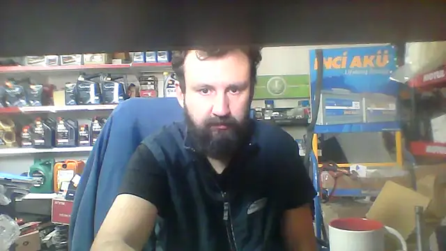 vihand22 online show from September 16, 2025, 7:09 am