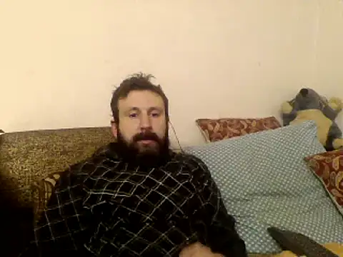 vihand22 online show from September 28, 2025, 6:02 pm