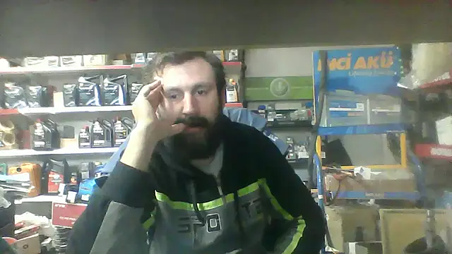 vihand22 online show from September 29, 2025, 7:13 am