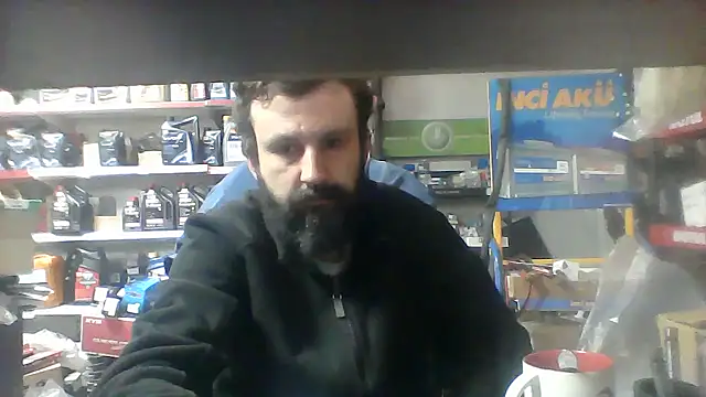 vihand22 online show from October 8, 2025, 6:33 am