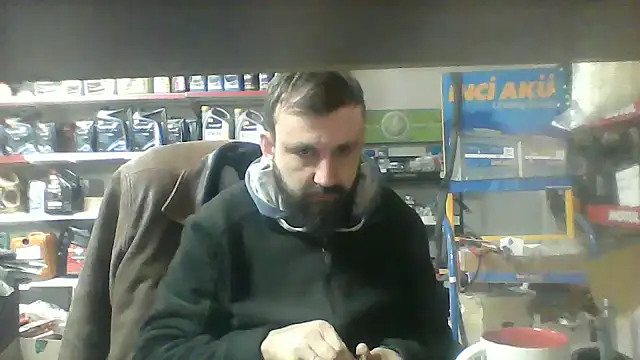 vihand22 online show from October 17, 2025, 8:50 am