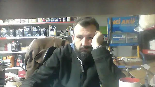 vihand22 online show from October 25, 2025, 6:32 am