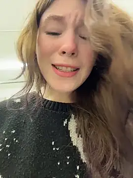 Snapshot of Mimiumuy chatting on November 14, 2025, 7:56 pm Mimiumuy online show from November 14, 2025, 7:56 pm