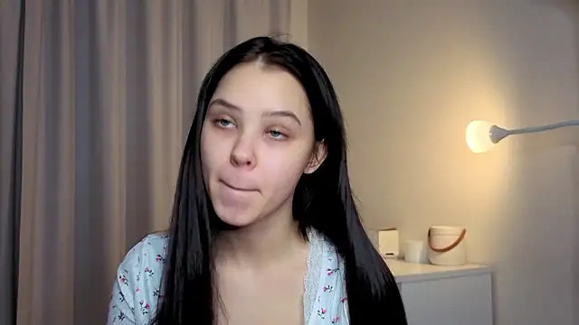 slyshypie online show from February 4, 2026, 1:28 pm