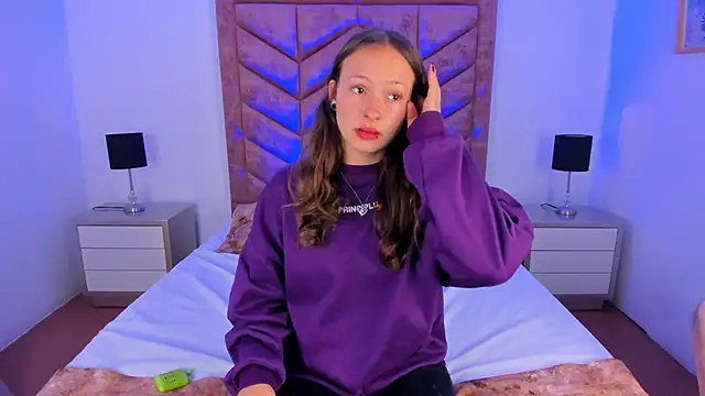 Mia  Storm  online show from September 11, 2025, 5:51 am