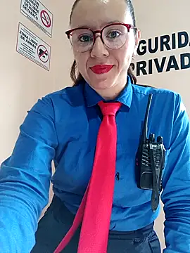 Hannah-colx online show from September 29, 2025, 1:05 pm