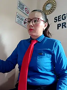 Hannah-colx online show from October 18, 2025, 2:18 pm