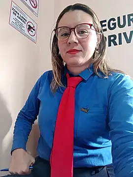 Hannah-colx online show from February 4, 2026, 4:02 pm