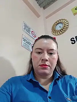 Hannah-colx online show from May 26, 2026, 1:29 pm