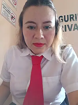Hannah-colx online show from August 4, 2026, 3:25 pm