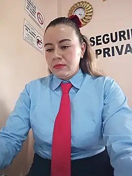Hannah-colx online show from August 5, 2026, 3:37 pm