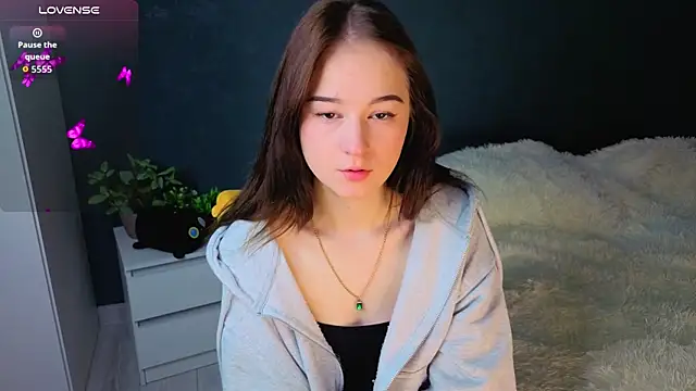 Snapshot of Mary_Smitt chatting on September 27, 2025, 6:46 pm Mary Smitt online show from September 27, 2025, 6:46 pm