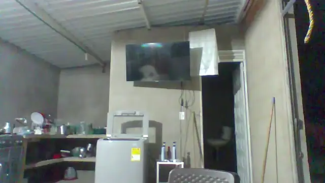 Snapshot of _Cristal chatting on September 24, 2025, 1:20 am Cristal online show from September 24, 2025, 1:20 am