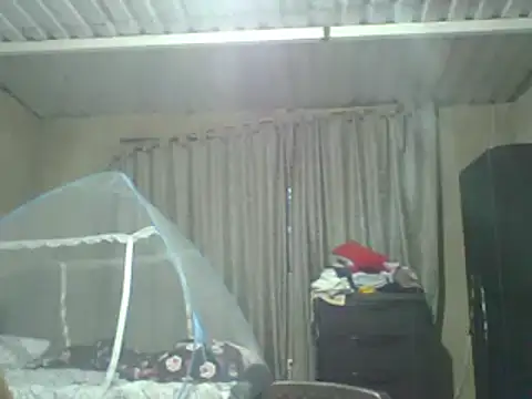 Snapshot of _Cristal chatting on October 25, 2025, 12:51 am Cristal online show from October 25, 2025, 12:51 am