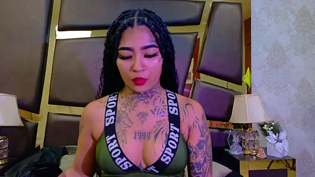 Snapshot of EmilieLake chatting on February 23, 2026, 7:22 pm EmilieLake online show from February 23, 2026, 7:22 pm