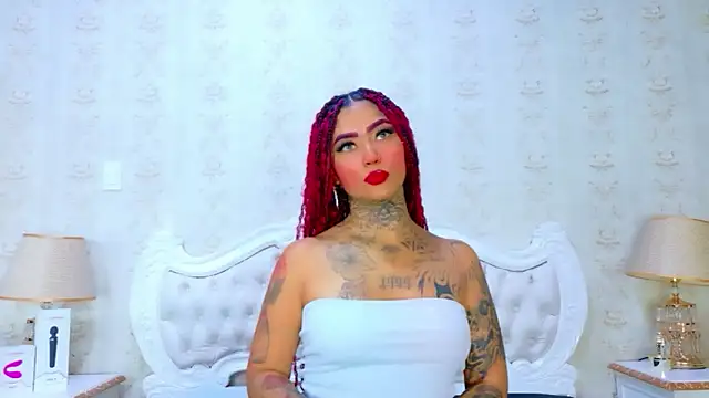 Snapshot of EmilieLake chatting on March 25, 2026, 3:29 pm EmilieLake online show from March 25, 2026, 3:29 pm